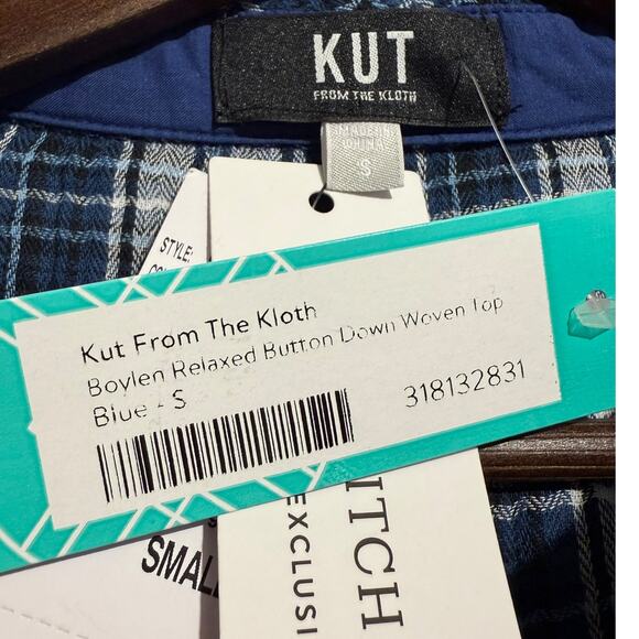 NWT KUT From the Kloth Blue and White Boylen Relaxed Snap Front Woven Top Small - Picture 9 of 10